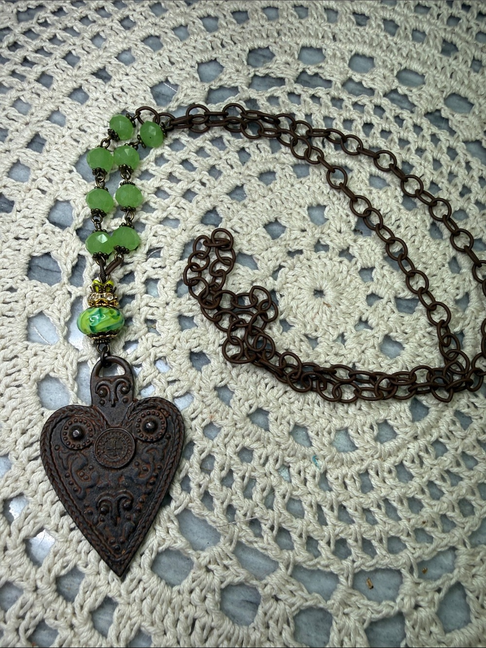 Vintage-Style Green Bead Heart Pendant Necklace